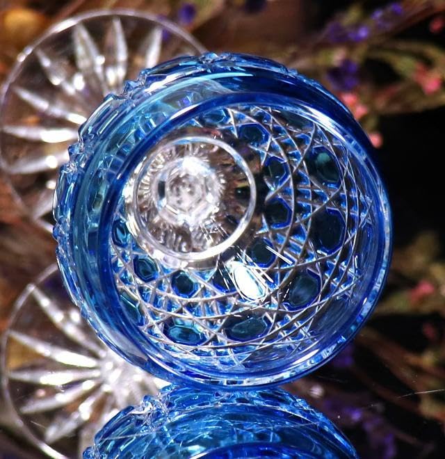 オールド・バカラ 1890年 ディアマン・ピエーリー 青色被せ装飾 ガラス